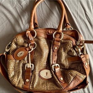 Fossil purse